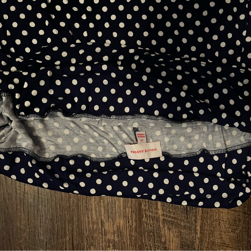 Molly & Isadora Navy and White polka dot skirt. Size 2X
